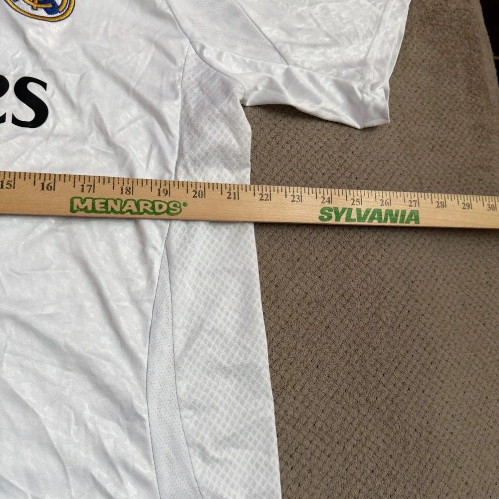 Real Madrid 2024 Adidas Home Jersey White HS5184 Slim Fit Mens XL